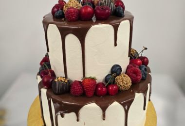 Декорирани торти за поводи /Кръщене, Годишнина, Завършване, Дипломиране/