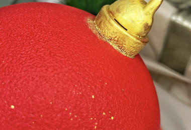 Шоколадова сфера "Коледна изненада"